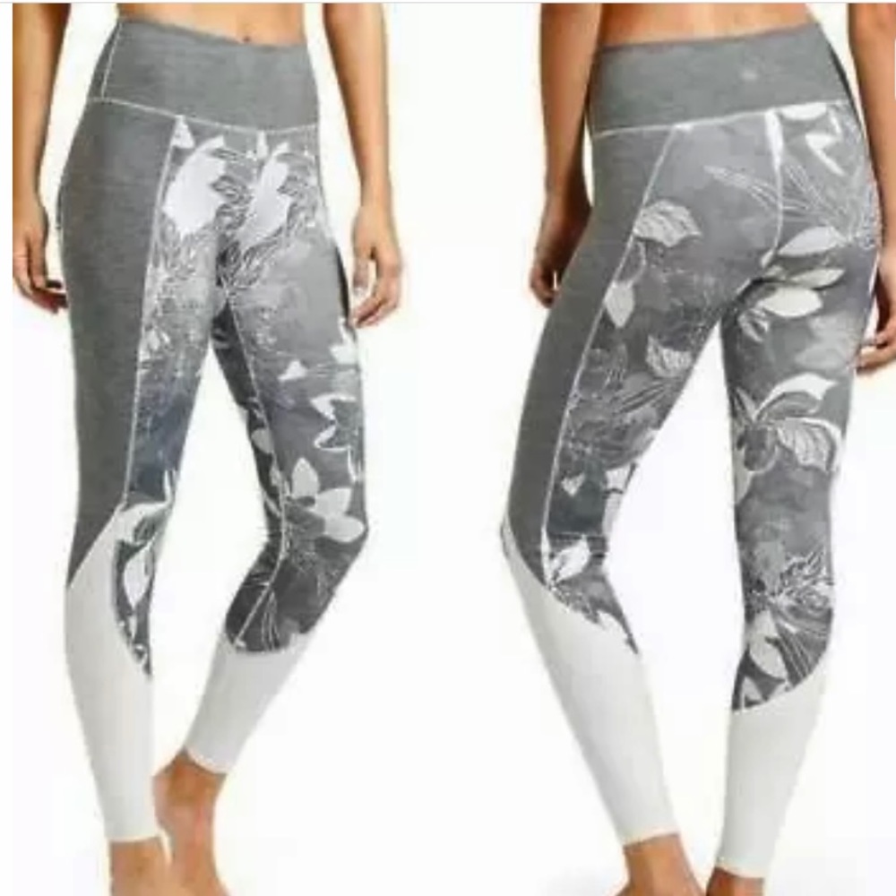ATHLETA High Rise Tropical Flow  Chaturanga Leggings Gray S - Picture 10 of 10